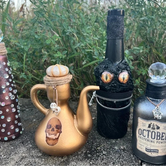 NEW Potion Spell Genie Bottle - Apothecary Skull/Skeleton Jar Halloween Home - Picture 11 of 12